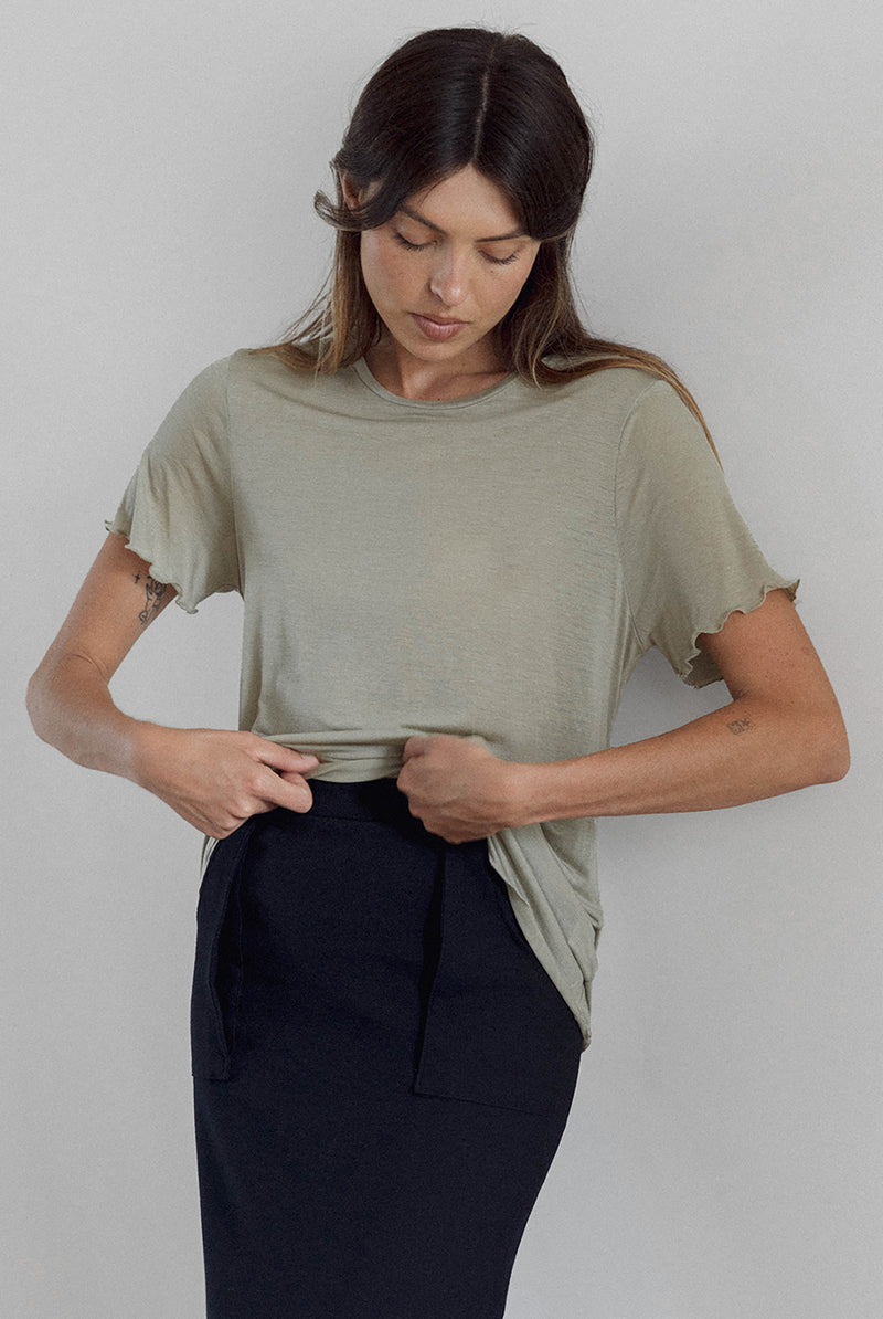 FINE KNIT SLOUCH TEE – HAZY OLIVE