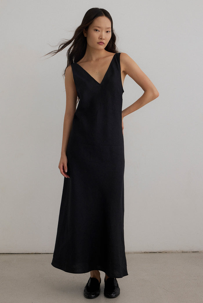 BIAS CUT LINEN DRESS - BLACK