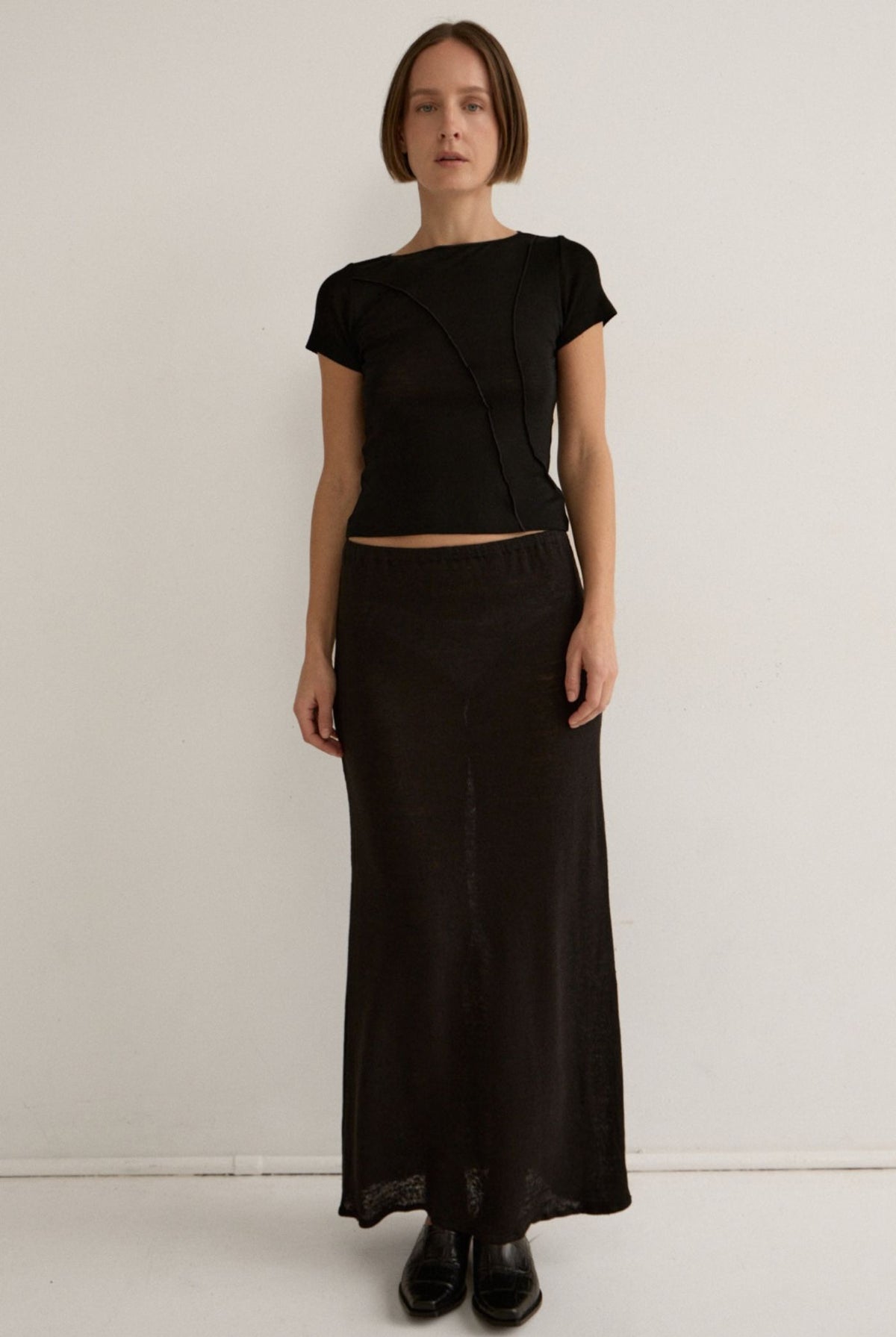 ELEMENTAL MERINO WOOL MICRO TEE - BLACK