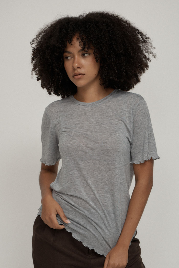 FINE KNIT SLOUCH TEE – GREY MARLE