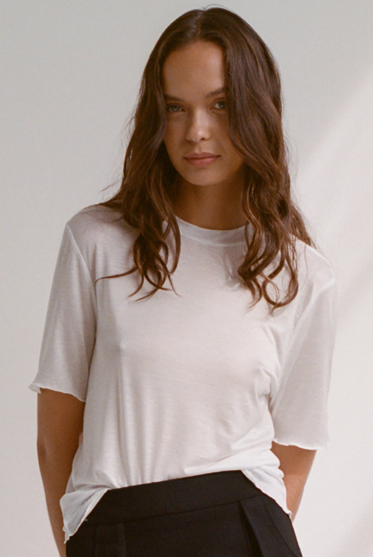 FINE KNIT LAYERING TEE – IVORY