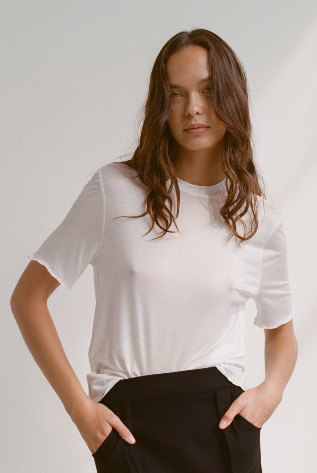 FINE KNIT LAYERING TEE – IVORY
